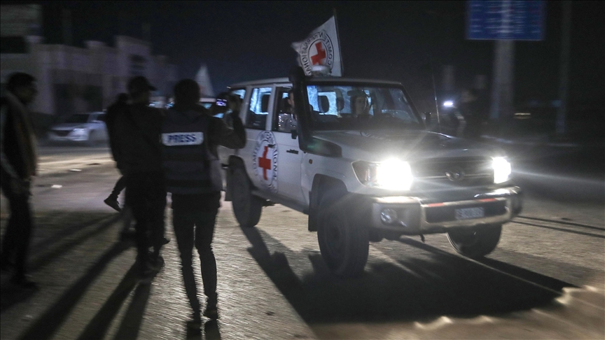 Filistin direniş gruplarından "Gazze'deki saldırılar durmadan esir takası olmayacak" açıklaması
