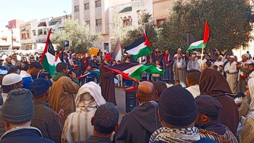 "Non au déplacement des Palestiniens" ... Des milliers de Marocains manifestent en soutien à Gaza