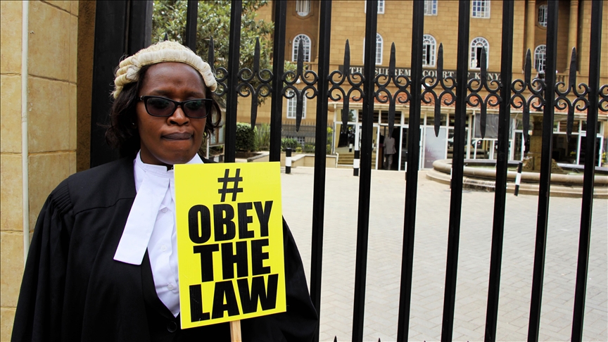 Kenyan lawyers take to streets to protest president's attacks on judiciary