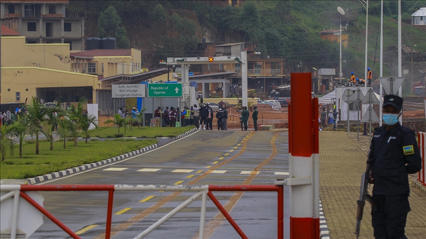 Burundi closes border with Rwanda following deadly rebel attack