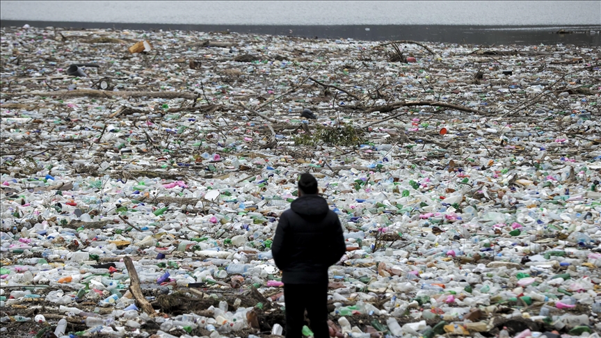 Ekološka katastrofa u Višegradu: Drina prekrivena hiljadama tona smeća