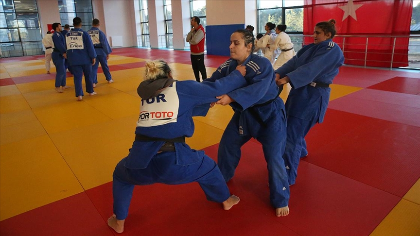 Eşinin tavsiyesiyle judoya başlayan olimpiyat üçüncüsünün hedefi altın madalya