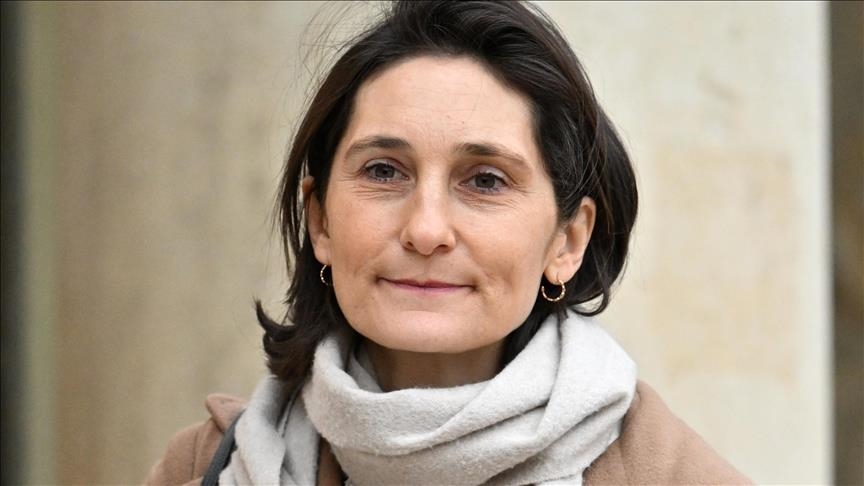 France : En visite dans l’ancienne école de son fils, Amélie Oudéa-Castéra a présenté ses excuses 