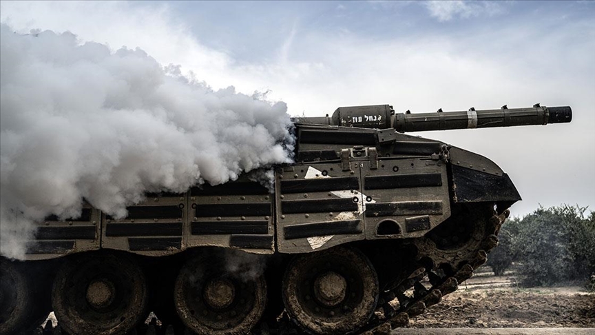 AA ekibi İsrail'in Gazze'ye düzenlediği saldırıları ve sınırdaki tank hareketliliğini görüntüledi