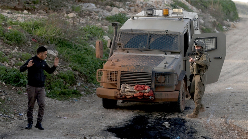 Israeli army detains 45 more Palestinians in West Bank