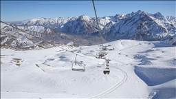 Kayak merkezlerinde en fazla kar kalınlığı 168 santimetreyle Hakkari'de ölçüldü