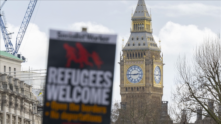UK lawmakers vote in favor of controversial bill to send asylum seekers to Rwanda