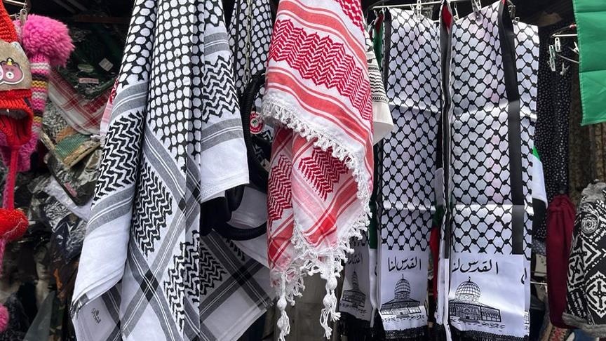 الكوفية والشماغ.. رمزان للتلاحم الأردني الفلسطيني (تقرير)