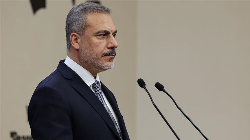 Глава МИД Турции призвал Исламабад и Тегеран к сдержанности