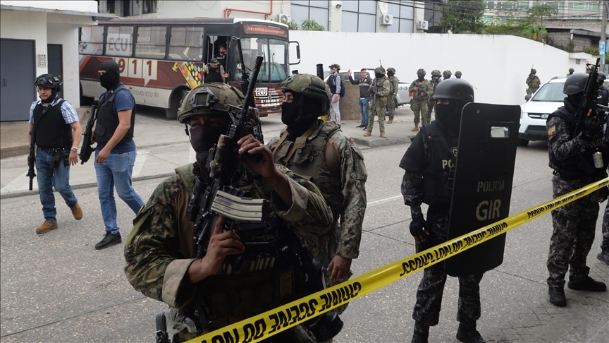 Ecuadorian prosecutor probing armed takeover of TV station murdered