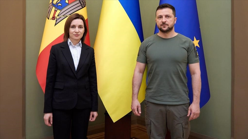 В парламенте Грузии потребовали извинений от президентов Украины и Молдовы 