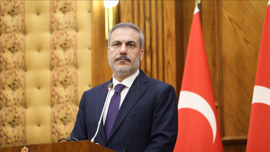 Turkish foreign minister congratulates new Kuwaiti counterpart on assuming office