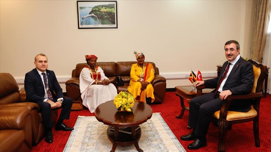 Turkish vice president holds talks with Ugandan deputy prime minister in Kampala 