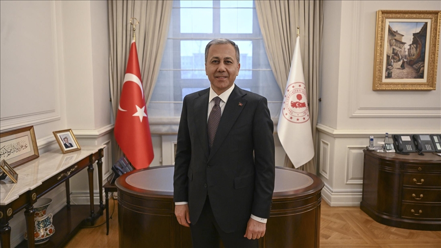 Bakan Yerlikaya: Cumhurbaşkanımızın liderliğinde milletimizle inşa ettiğimiz "Türkiye Yüzyılı" dünyaları aşıyor