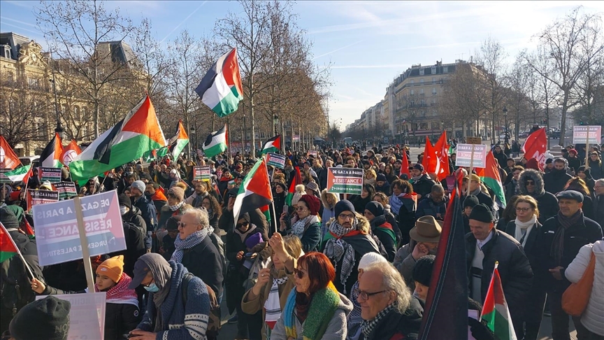 Marche pour la Palestine de Paris à Bruxelles : des Français appellent à la fin du "génocide" à Gaza