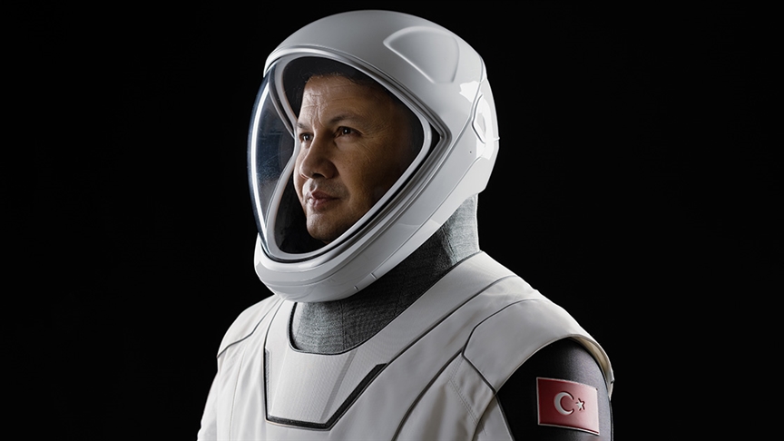 Türkiye Uzay Ajansı, Gezeravcı'nın sosyal medya hesapları konusunda bilgilendirmede bulundu