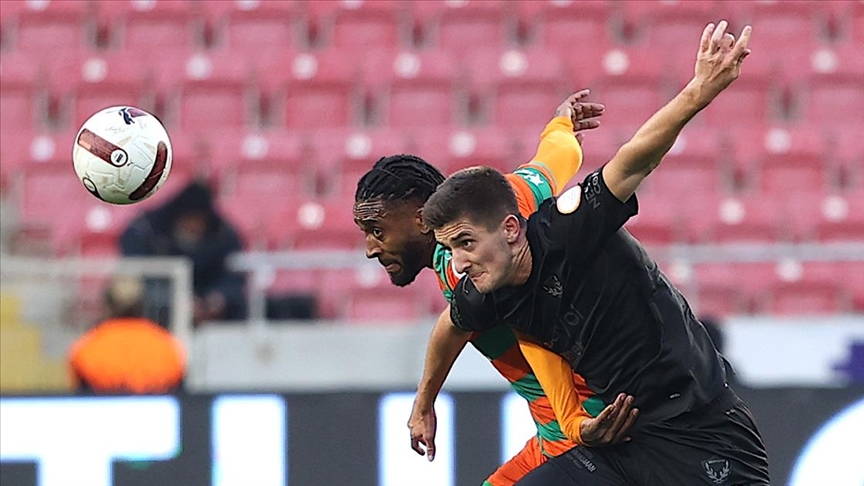 Hatayspor ile Alanyaspor puanları paylaştı