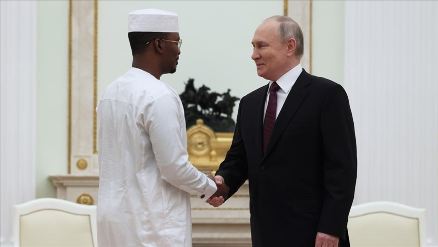 Russian president meets Chad leader in Moscow