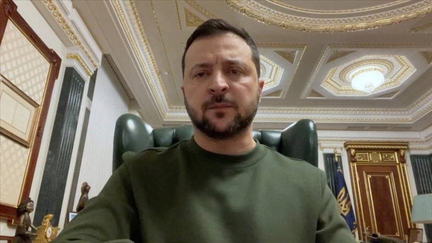 Зеленский: Украина будет настаивать на международном расследовании сбития самолета ИЛ-76 под Белгородом