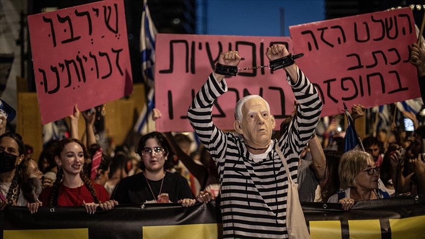 UAD kararları sonrası Netanyahu'nun gelecekte tutuklanmasının önünün açıldığı belirtiliyor