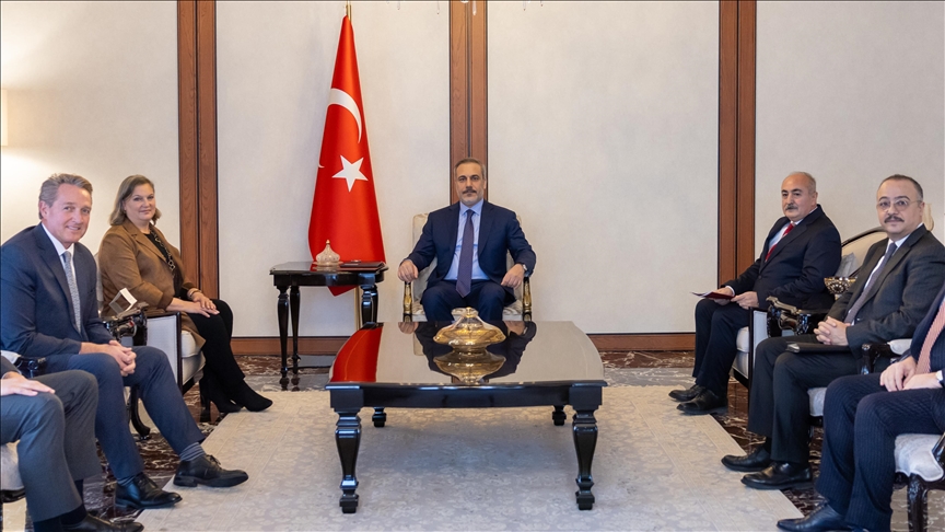 Turkish foreign minister receives US deputy secretary of state