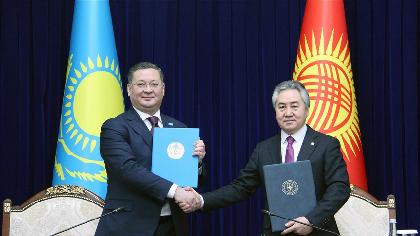 Kazakhstan, Kyrgyzstan express ‘mutual interest’ in maintaining political, economic contacts