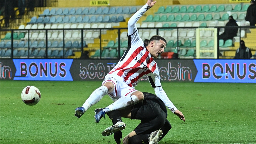 İstanbulspor ile Samsunspor 1-1 berabere kaldı