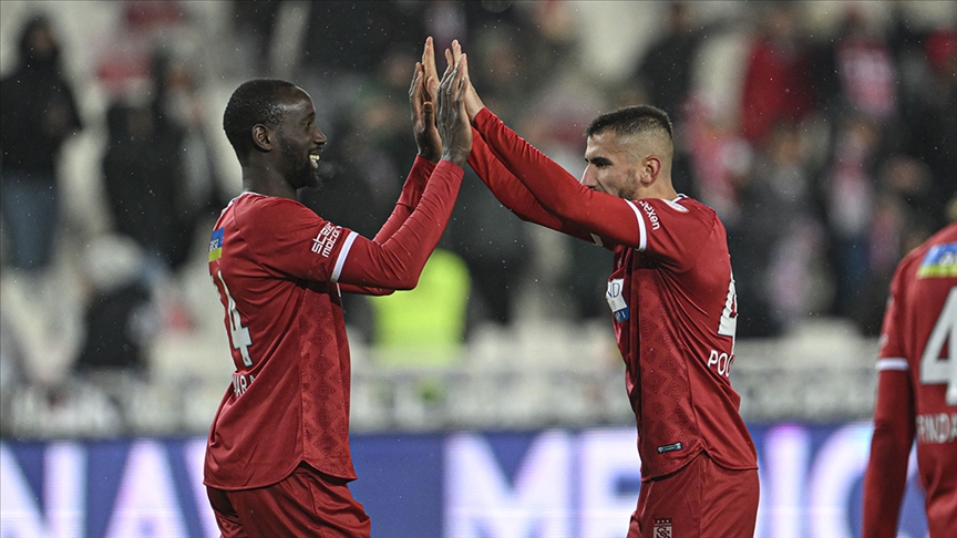 Sivasspor'un 3 maçlık galibiyet hasreti sona erdi 