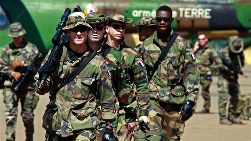 France : vers une baisse drastique des effectifs militaires en Afrique de l'Ouest (média)