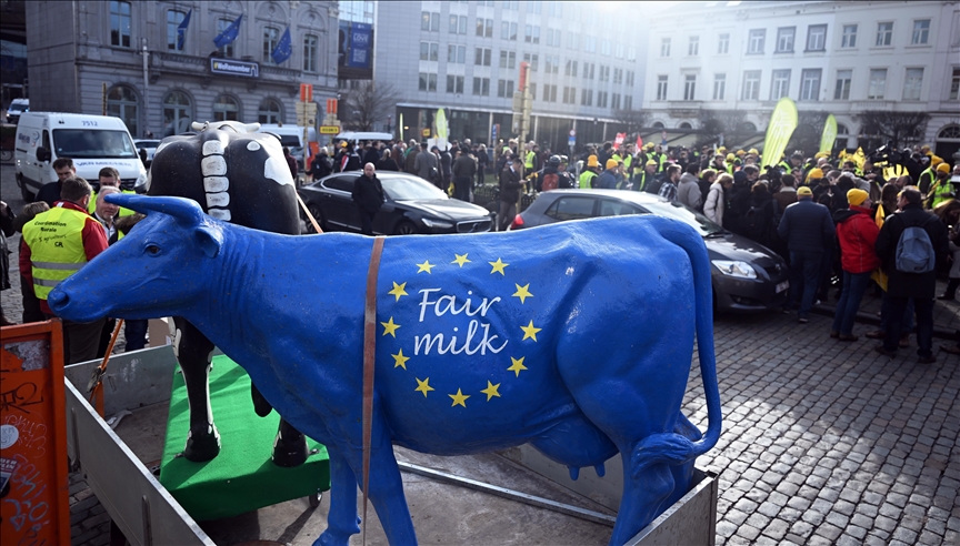 Colère des agriculteurs : Tensions à Bruxelles devant le Parlement européen