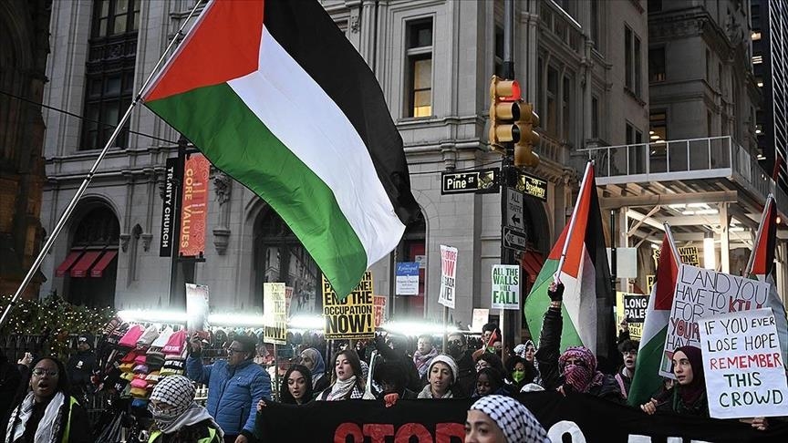 Young Americans frustrated by Israel's offensive in Gaza