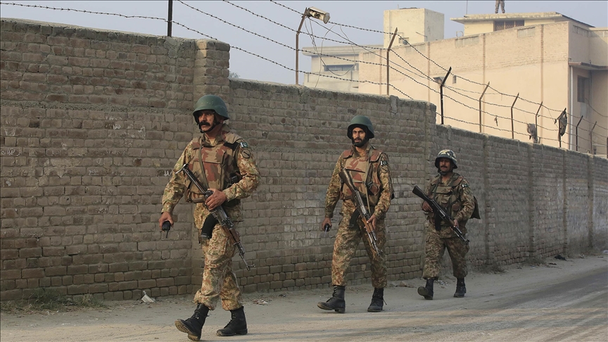 Pakistani army kills 24 militants in anti-terror operation in southwestern Balochistan province