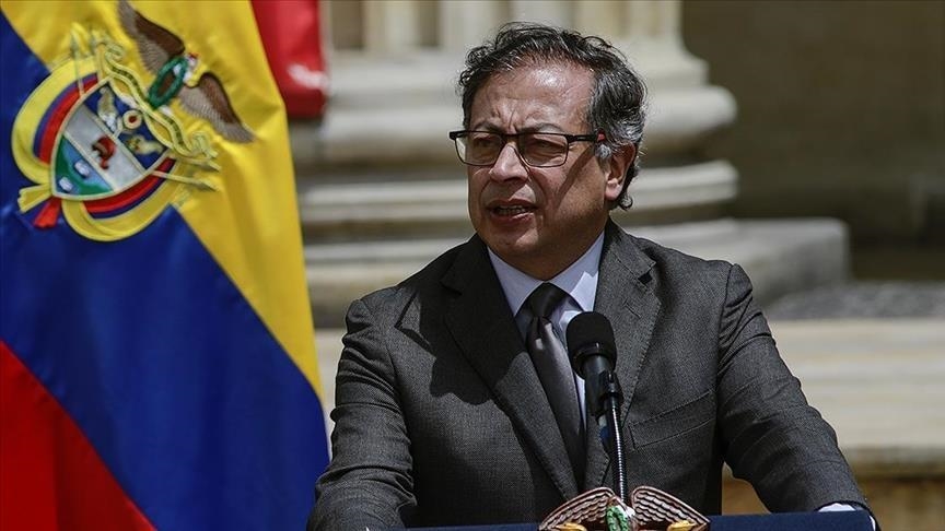 Colombia's president expresses support for students raising Palestinian flag