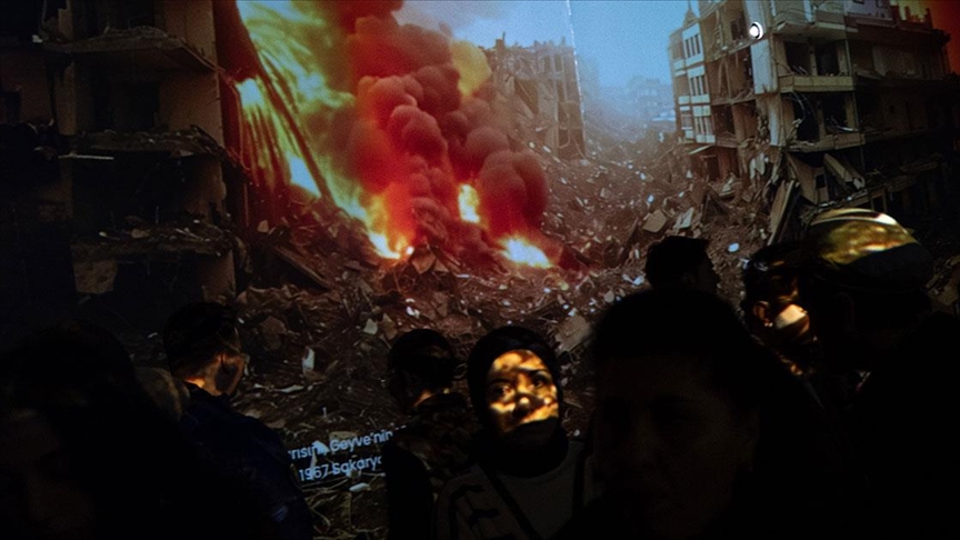 ANDA'nın 6 Şubat depremlerinin yıl dönümü dolayısıyla düzenlediği sergi CerModern'de açıldı