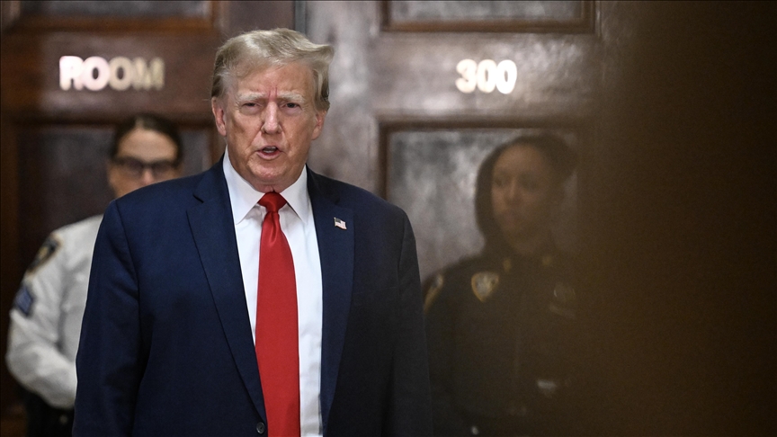 Federal judge postpones Trump's March election interference trial