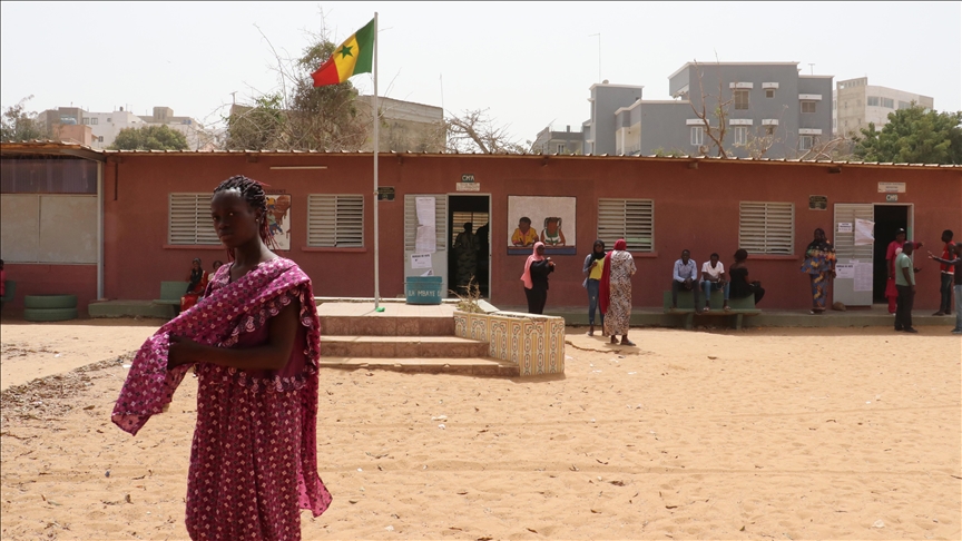 Senegalese president postpones presidential election