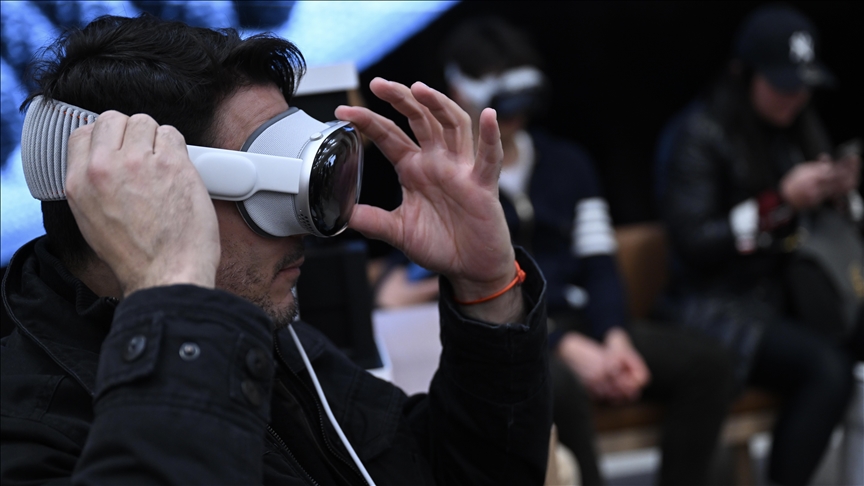 Appleove naočale Vision Pro puštene u prodaju u SAD-u