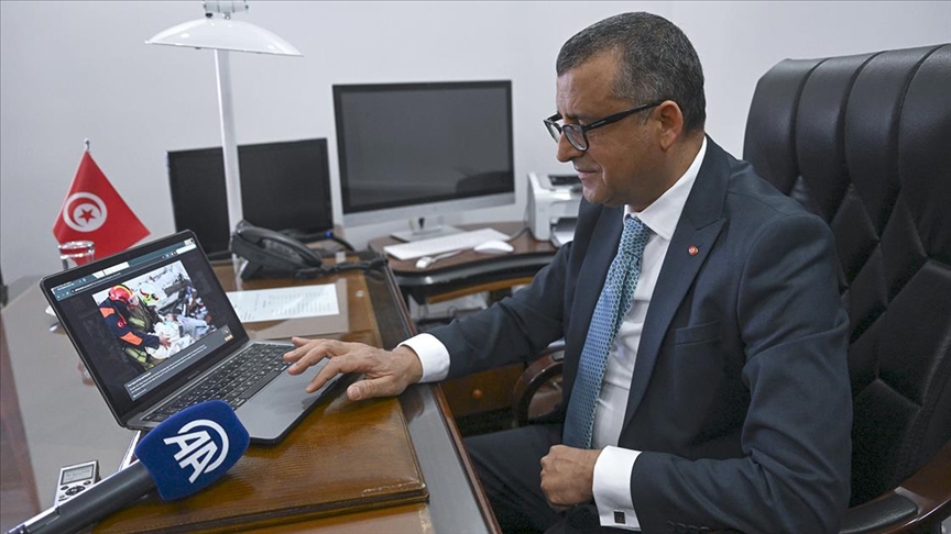Tunus'un Ankara Büyükelçisi Bin Sağir, "Depremin umudu" fotoğrafını seçti