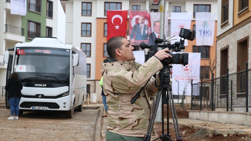 Ulusal ve uluslararası medya mensupları Adıyaman'daki deprem konutlarını gezdi