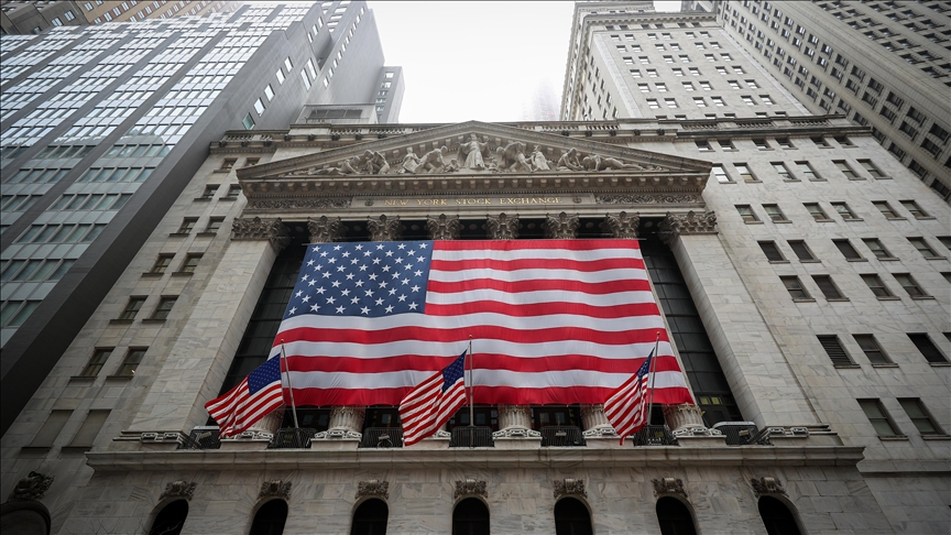 US stock market opens Monday lower