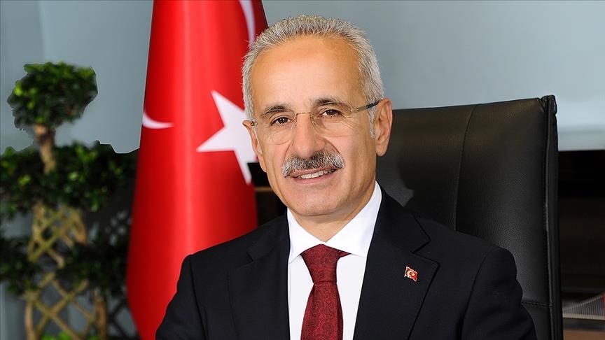 Bakan Uraloğlu: Ocak ayında havalimanlarında14 milyon 739 bin 696 yolcuya hizmet verildi