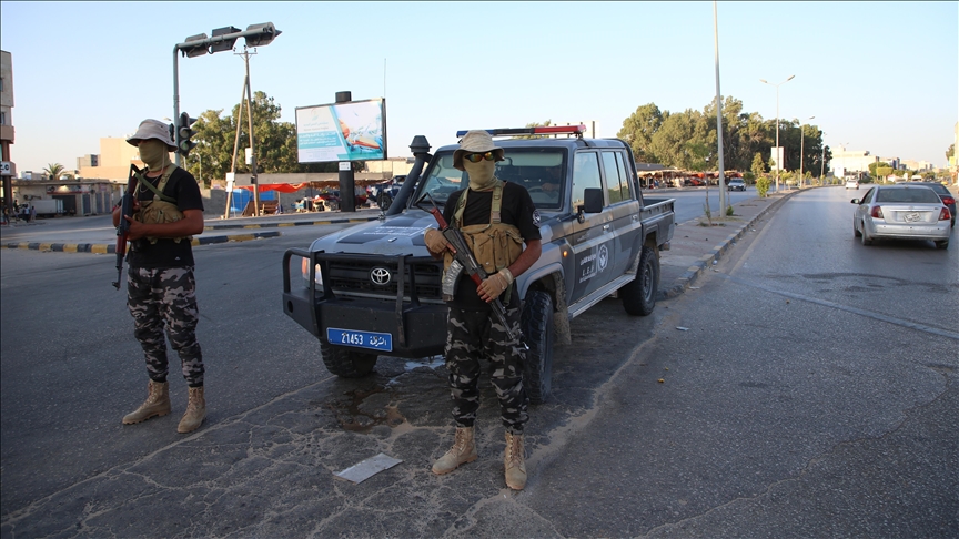 Libya'daki "Rada" milis güçleri Mitiga Havalimanı ile Trablus Limanı'ndan çekildiğini duyurdu