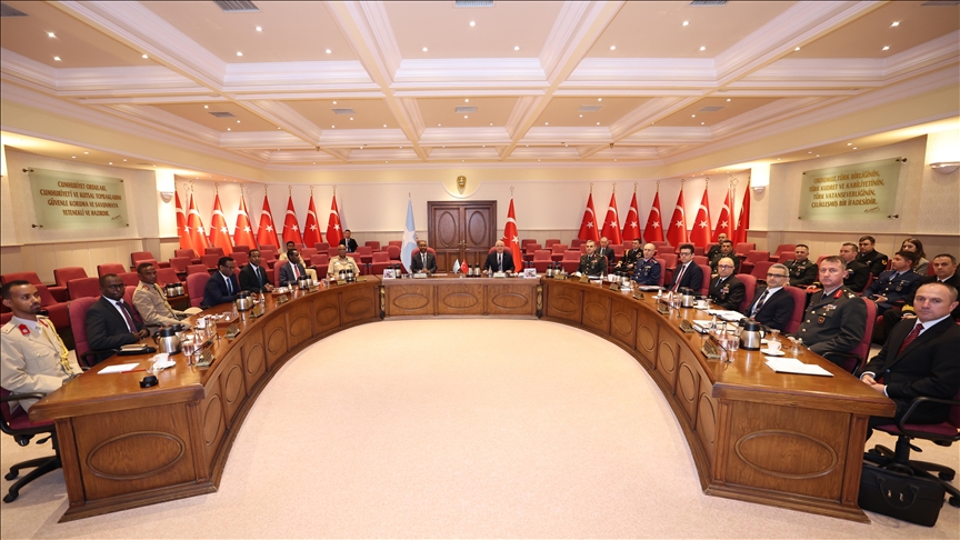 تركيا والصومال توقعان اتفاقية إطارية للتعاون الدفاعي والاقتصادي