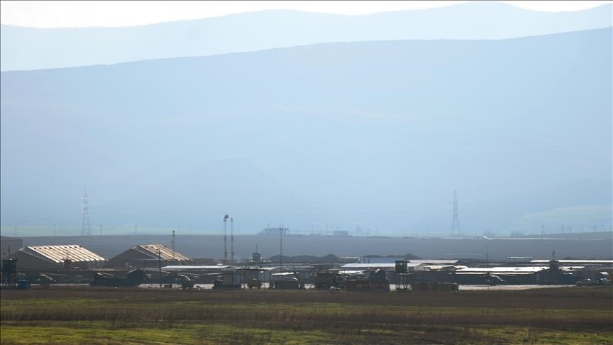 Syrie : des milices soutenues par l'Iran ciblent à nouveau une base américaine à Deir ez-Zor