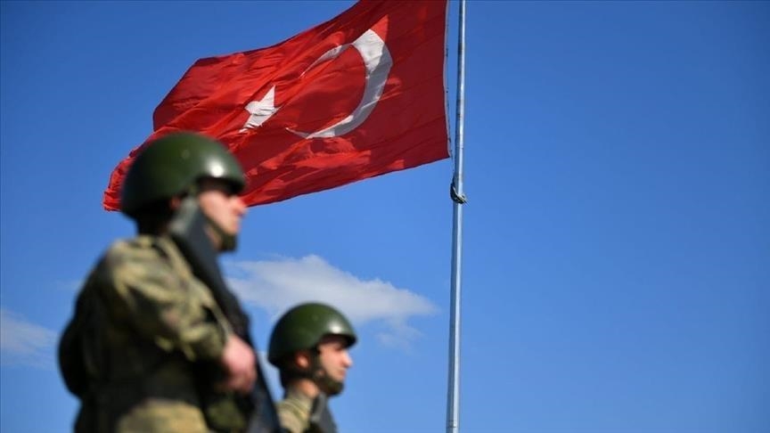 Türkiye nabs 15 suspects, including 3 with terror links, trying to illegally cross from Syria