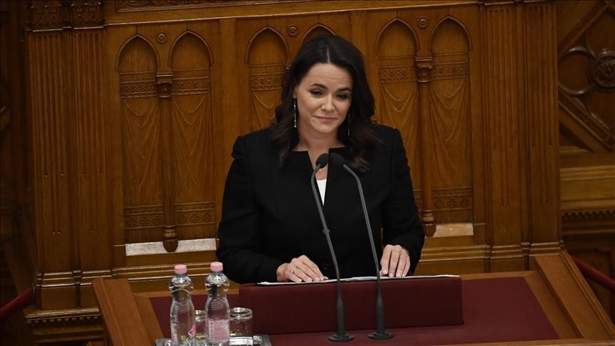 Президент Венгрии Новак подала в отставку