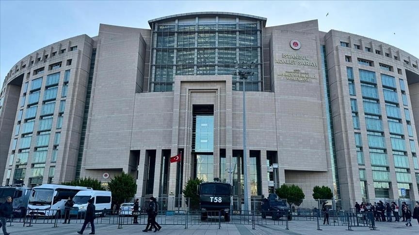 İstanbul Adliyesine terör saldırısında saldırganların amacının kamu görevlilerini rehin almak olduğu değerlendirildi