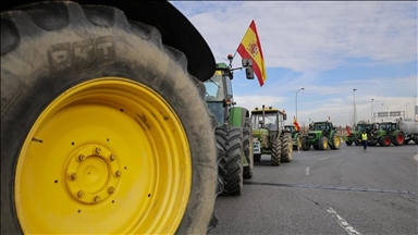 Why are farmers protesting across Spain?