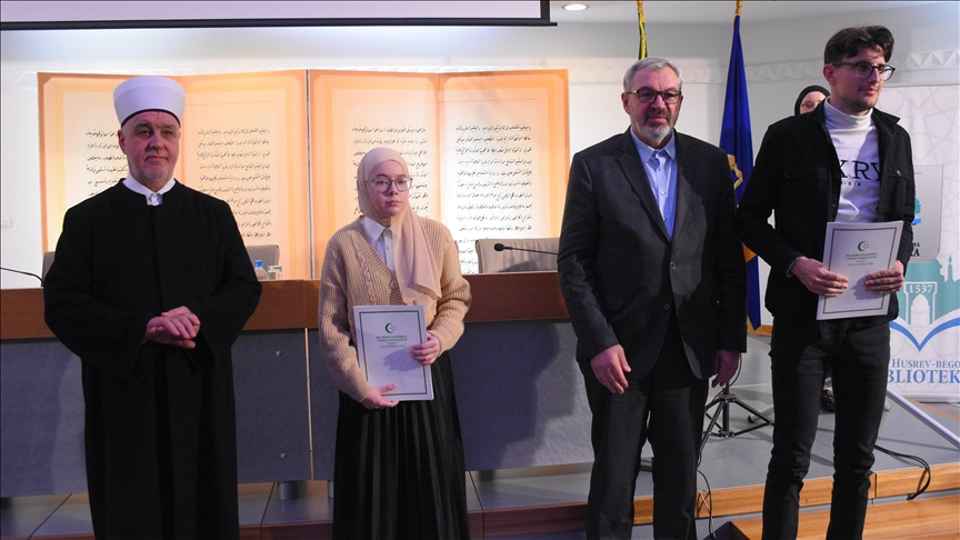 BiH: Iz Fonda Bejtu-l-mal Islamske zajednice dodijeljeno 200 stipendija učenicima i studentima