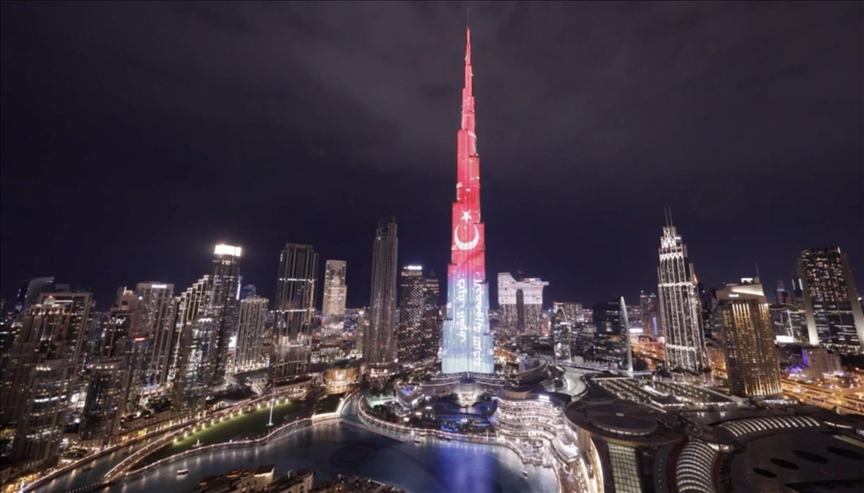 Burj Khalifa in Dubai lights up with Turkish flag to welcome President Erdogan